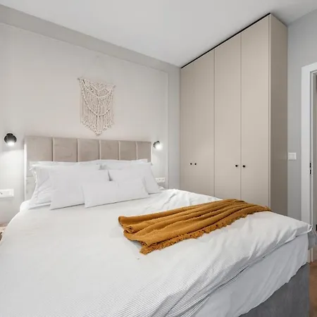 Lägenhet Cozy Nest In The Heart Of The Bratislava